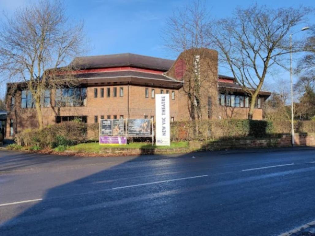 Rothschild Rooms Newcastle-under-Lyme Exterior foto